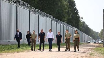 У Польщі закінчили будувати паркан на кордоні з білоруссю