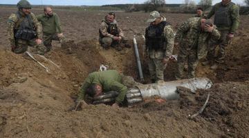 Упродовж чотирьох місяців російські війська атакували ракетами сотні українських міст