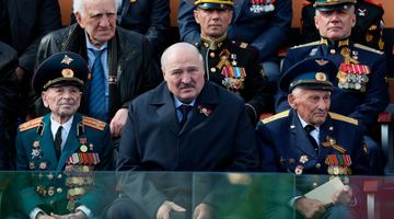 Самопроголошений президент білорусі в москві, Фото з мережі