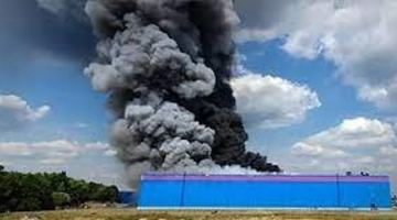 Пожежа на складі Ozon. Фото ілюстративне