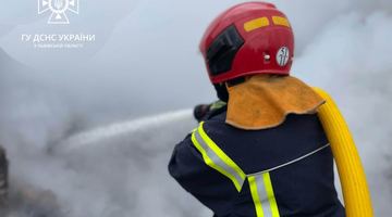 Фото пожежників із місця події
