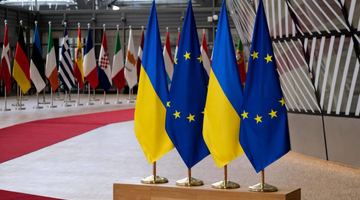 Україна стала кандидатом у члени ЄС