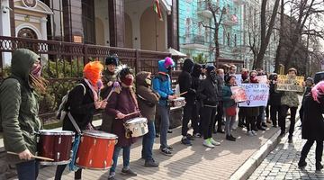 У Києві активісти провели акцію солідарності з білоруською опозицією