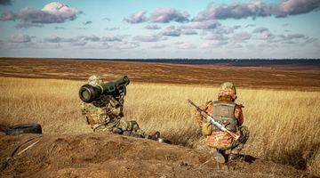 Окупанти стягують зброю на Донбас, - розвідка