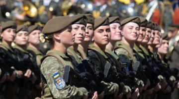 У Раді пропонують зробити військовий облік для жінок добровільним