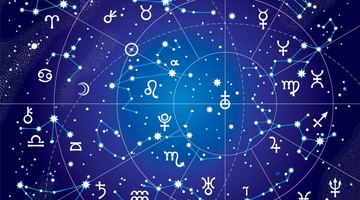 Люди, які вірять в астрологію, виявилися менш розумними і самозакоханими