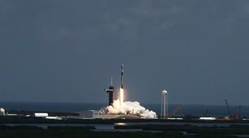 Учора SpaceX запустила понад півсотню супутників