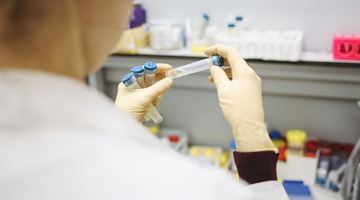 Кількість хворих коронавірусом на Львівщині зростає