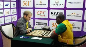 Українець Анікєєв став чемпіоном світу з міжнародних шашок