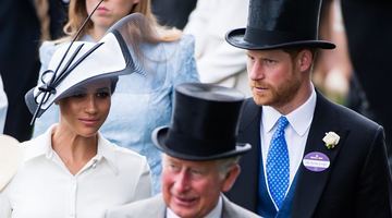 Стосунки короля Чарльза III з його невісткою, дружиною принца Гаррі Меґан Маркл, важко назвати дружніми... Фото harpersbazaar.com.