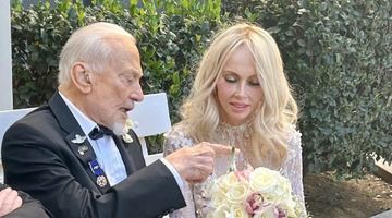 Астронавт Базз Олдрін одружився вчетверте у свій 93-й день народження