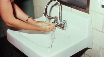 Більшості інфекцій можна запобігти, якщо дотримуватися гігієни рук. Фото pexels