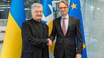 Петро Порошенко з Послом Швеції в Україні Тобіасом Тибергом