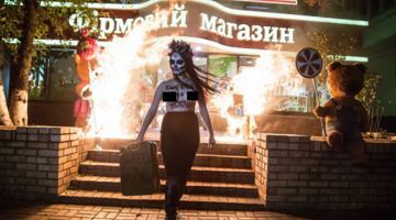 Оголена представниця Femen влаштувала пожежу під Roshen через "жадібність Порошенка"
