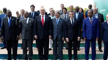 Трамп закрив Меркель на груповому фото лідерів G7