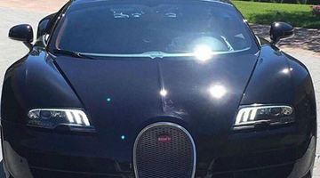 Роналду подарував собі Bugatti Veyron