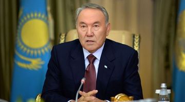 Назарбаєв подав у відставку