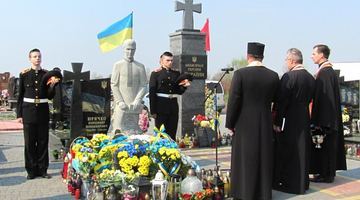 На Львівщині відкрили пам’ятник загиблому бійцю АТО