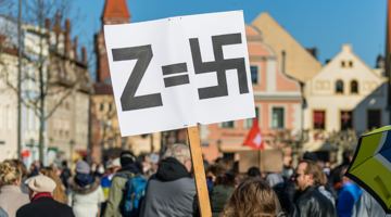 Кулеба закликає світ криміналізувати символ Z