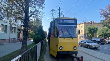 Трамвай, який збив жінку. Фото: Поліція Львівської області