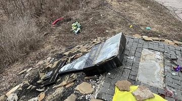 Росіяни зруйнували пам’ятник Герою України Василю Сліпаку