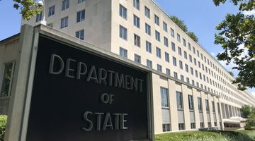Держдеп США дозволив співробітникам посольства виїхати з України