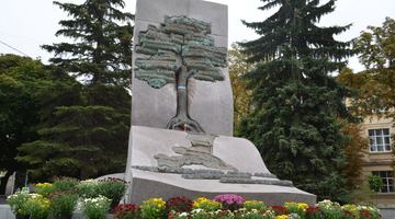У Львові вшанували пам'ять жертв примусових репресій. Фото із соцмереж Ірини Гримак