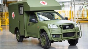 Військовим відправили перший санітарний автомобіль "Богдан"
