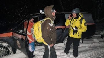 На Закарпатті рятувальники знайшли чотирьох туристів, які загубились вчора (фото)