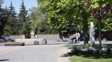 Вінниця: у центрі демонтували "Меморіал борців за радянську владу"