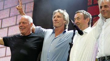 Легендарний гурт Pink Floyd переспівав українську пісню (ВІДЕО)