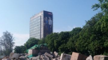У Києві знесли пам'ятник чекістам