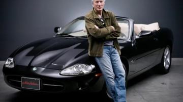Актор Річард Гір продає свій кабріолет 1999 року, щоб допомогти українцям