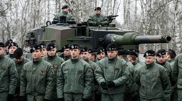 На думку більшості поляків, чисельність Збройних сил Польщі необхідно збільшити до 300 тисяч осіб. Фото PAP.