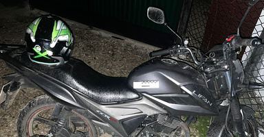 На Львівщині 29-річний мотоцикліст збив чоловіка і втік: його знайшли поліцейські