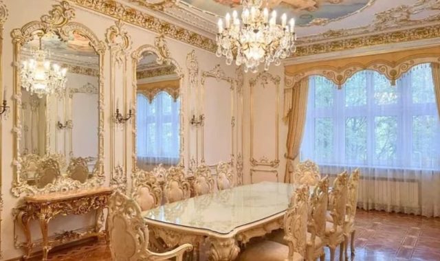 «Квартири в стилі бароко годяться під ресторан, але для того треба викупити помешкання всього будинку»