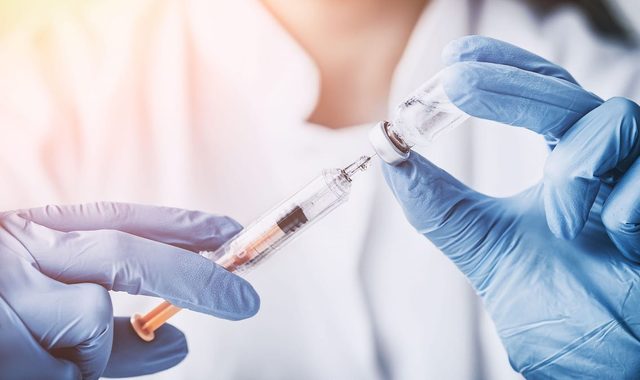 В Україну доставили майже 200 тисяч доз вакцини від грипу