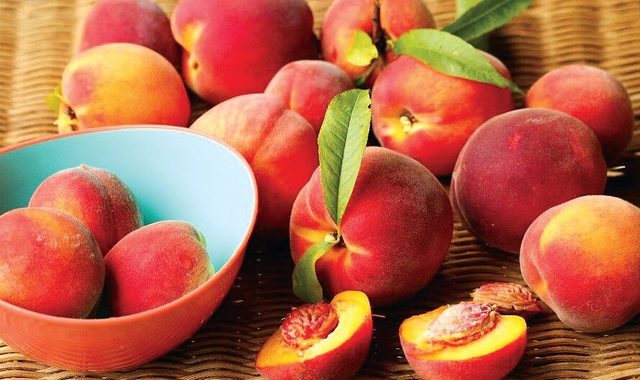 Персики нормалізують серцевий ритм