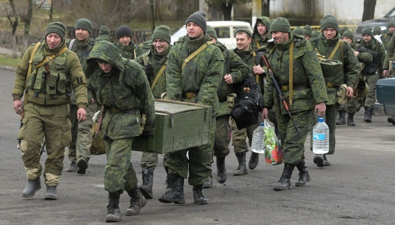 Російські офіцери не бажають їхати на війну в Україну, а генерали терміново переводять родичів на «безпечнішу» службу в Сирії